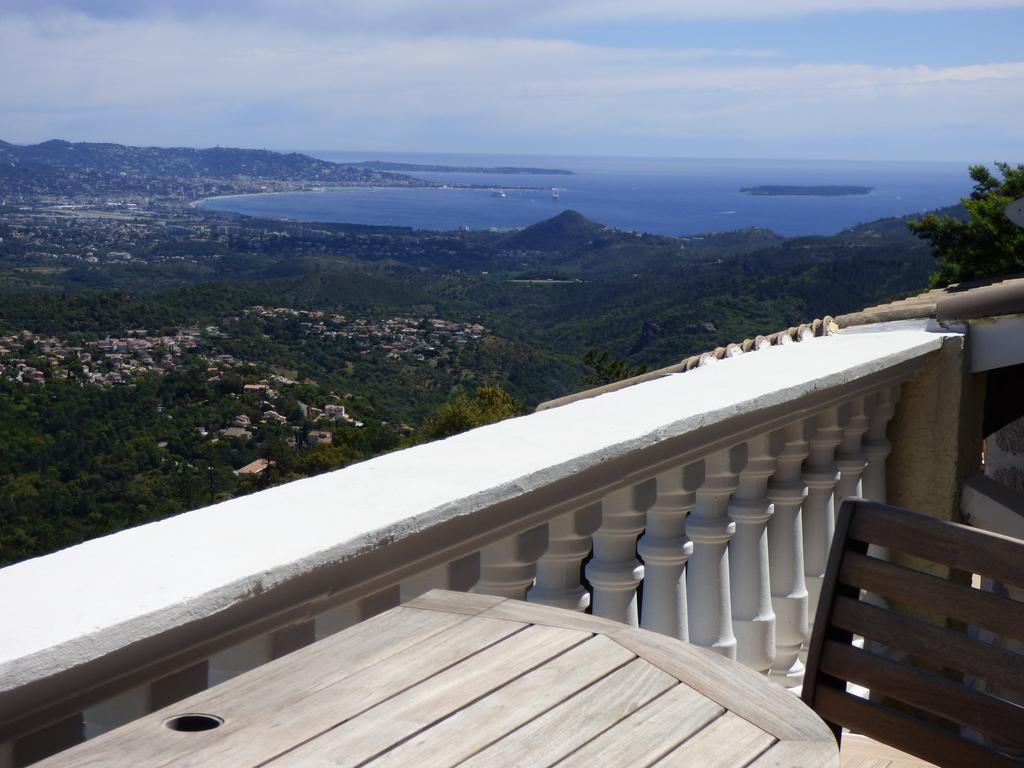 Chambres D'Hotes Vue Mer L'Esterel Panoramique Saint-Jean-de-l'Esterel Exterior foto